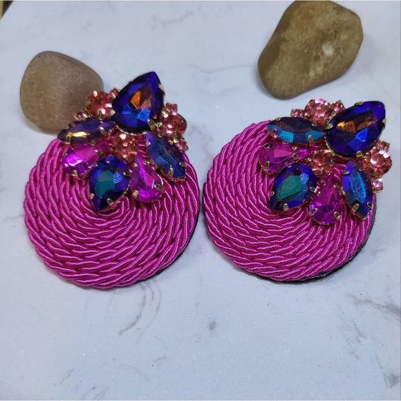 Handmade medium size earrings green pink Crystals - Picture 2 of 6